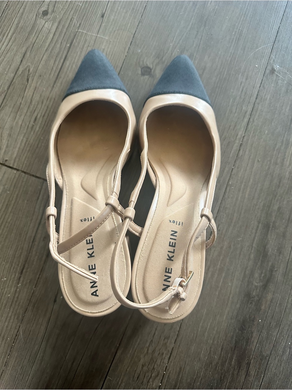 Anne Klein iFlex Size 8 Nude & Black Cap Toe Slingback Block Heel Pumps